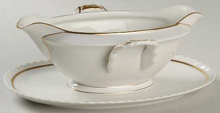 Symphony Gravy Boat with Attached Underplate
