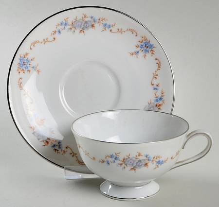 Versailles Footed Cup & Saucer Set