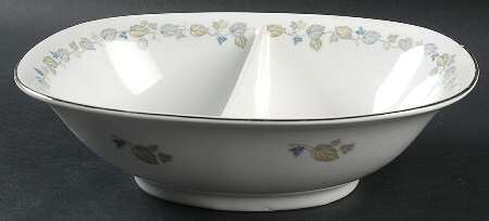Vignette 10" Oval Divided Vegetable Bowl
