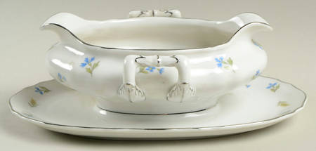 Waverly Gravy Boat with Attached Underplate