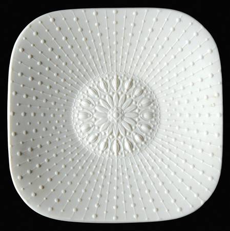 White Dimensions 4" Square Sweet Meat