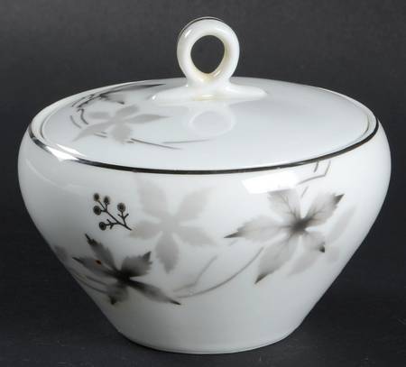 Berry Sugar Bowl & Lid