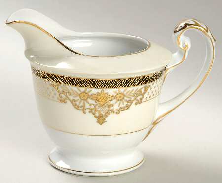 Countess Visconti Creamer