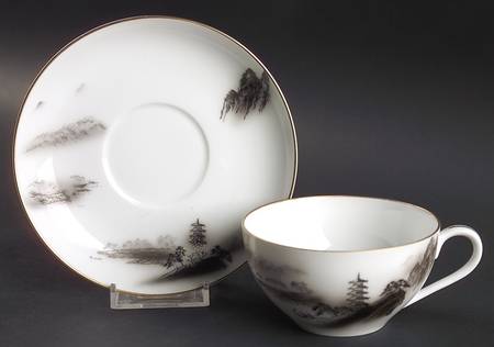 Landscape Flat Cup & Saucer Set
