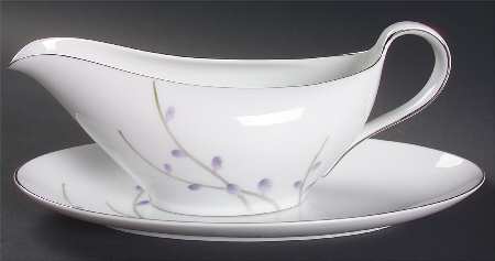 Sallow Gravy Boat & Underplate/Relish