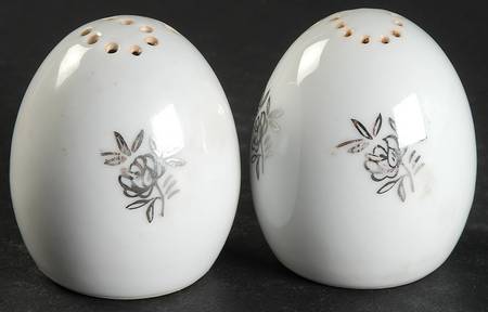 White Rose Salt & Pepper Set