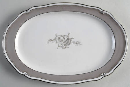 Fantasy (Old Brunswick) 13" Oval Serving Platter by Furstenberg