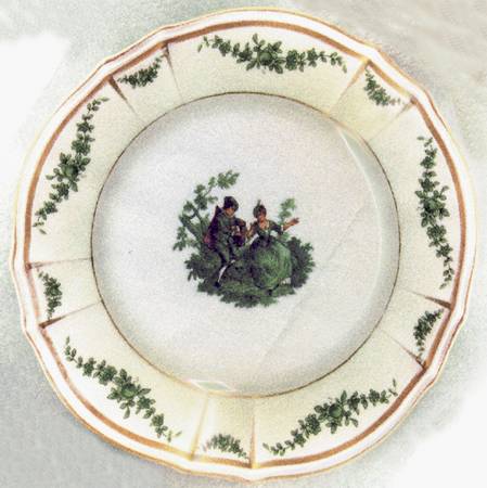 FUR17 Dinner Plate