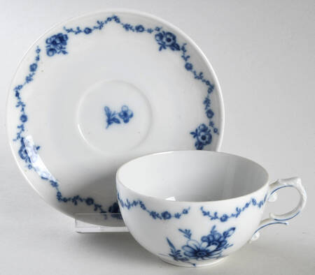 Lottine Flat Cup & Saucer Set