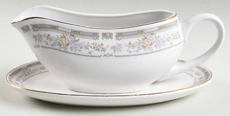 Southampton (Design Off Edge) Gravy Boat & Underplate