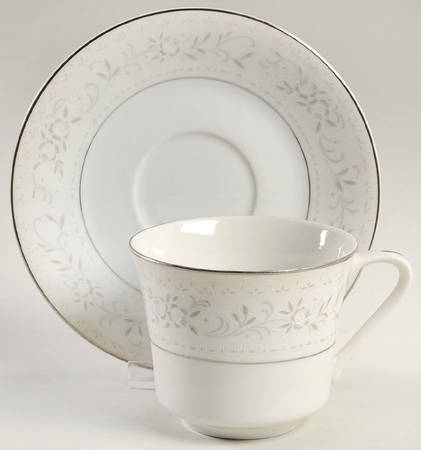 Helena Flat Cup & Saucer Set