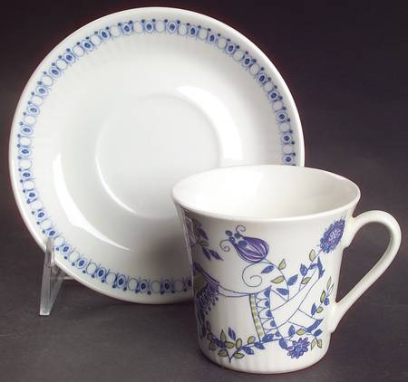 Lotte (Coupe) Flat Cup & Saucer Set