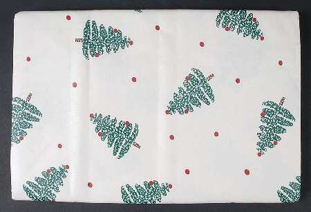 FUO5 52" x 70" Oblong Vinyl Tablecloth