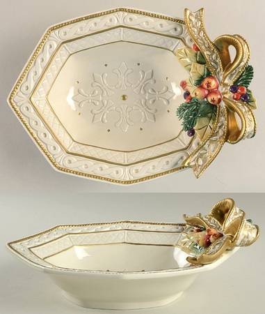 Snowy Woods 10" Oval Vegetable Bowl