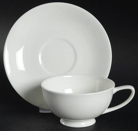 FUK18 Footed Cup & Saucer Set