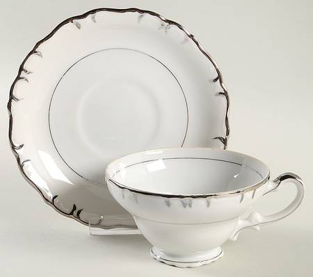 Barony Footed Cup & Saucer Set