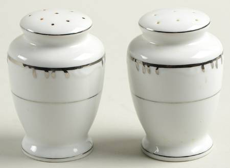 Barony Salt & Pepper Set