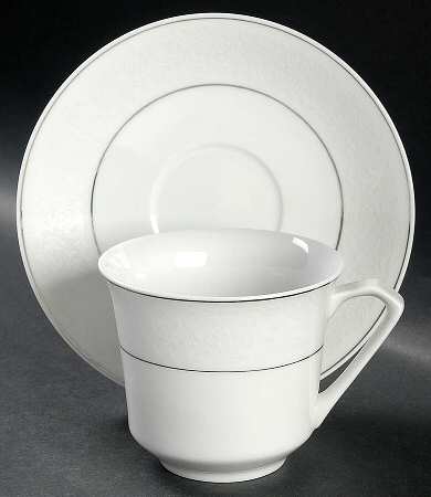 FCC123 Flat Cup & Saucer Set