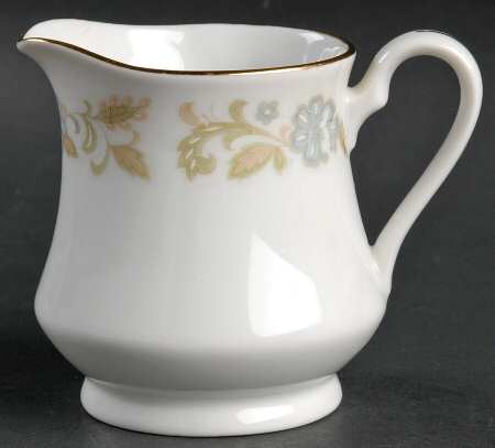 Colonial Autumn Creamer