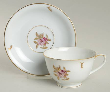 538 Footed Cup & Saucer Set