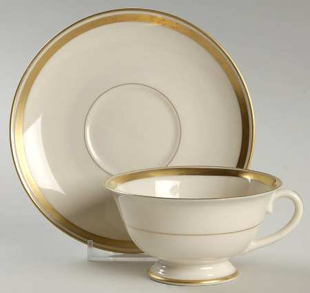 Footed Cup & Saucer Set