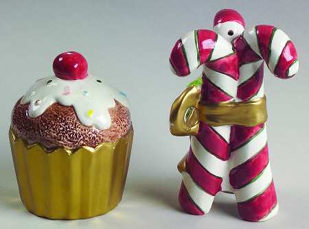 Sugar Plum Christmas #1 Salt & Pepper Set
