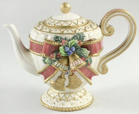 Christmas Deer Teapot & Lid