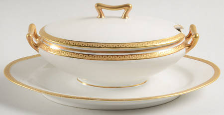 FXL1 Sauce Boat with Attached Underplate & Lid