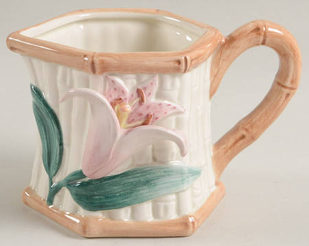 Asian Lily Creamer