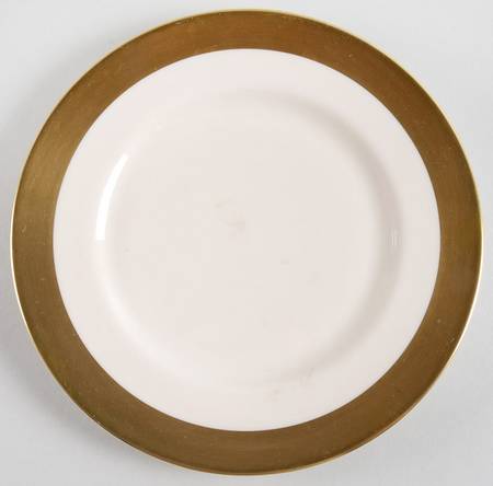 Marlo (Gold Trim, Rim, No Verge) Salad Plate