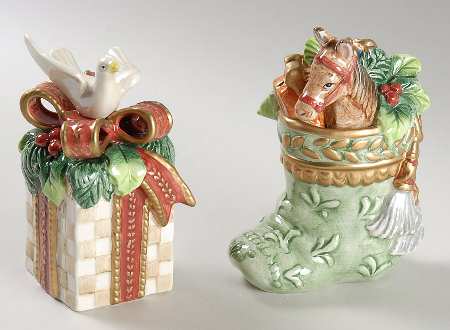 Gregorian Collection Salt & Pepper Set