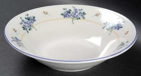Hydrangea Soup/Cereal Bowl by Farberware