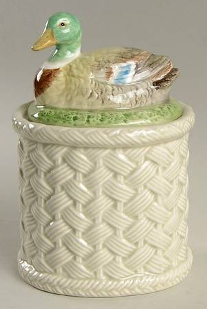 Autumn Leaves Small Canister & Lid