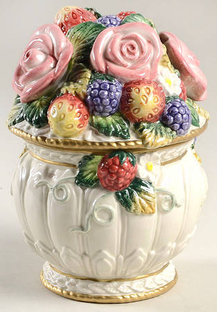 Strawberries & Roses 6" Candy Box with Lid