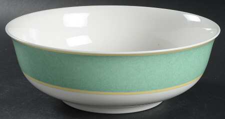 Correlations Green 9" Round Vegetable Bowl