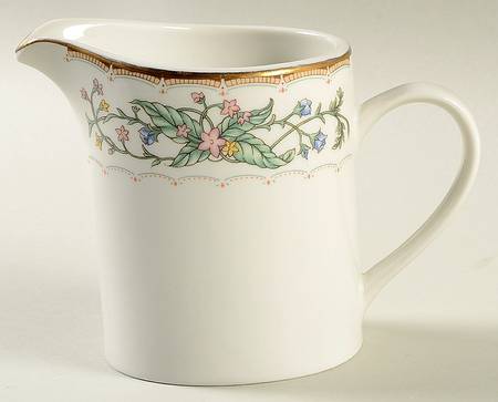 Wellesley Creamer