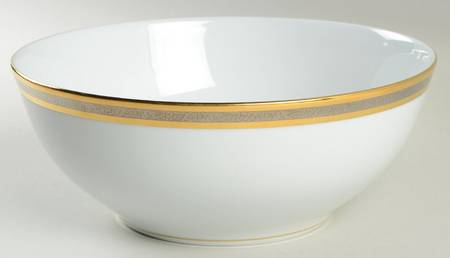 Petit Palais 9" Round Vegetable Bowl