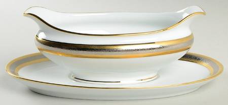 Petit Palais Gravy Boat & Underplate