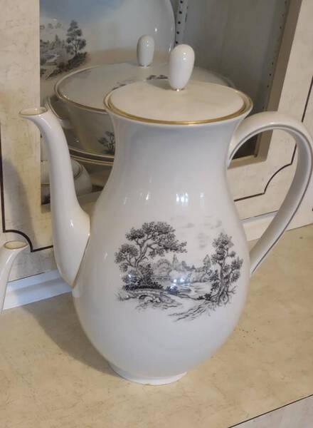0810 Coffee Pot & Lid