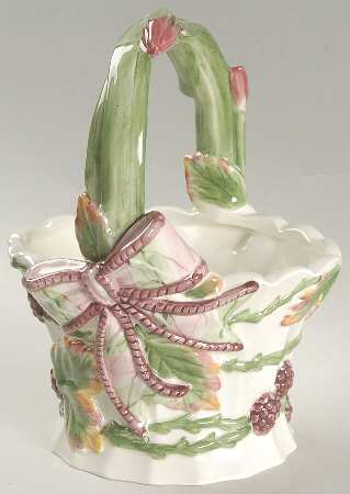Blackberry Rabbit Figural Basket with Handle