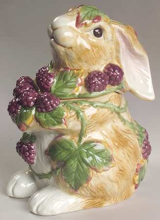 Blackberry Rabbit Sculpted Box & Lid