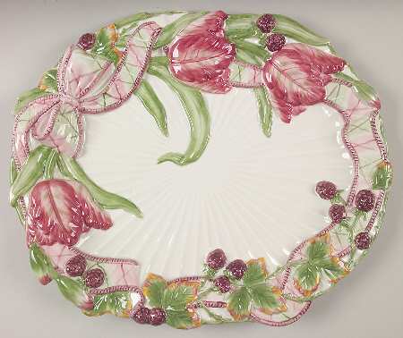 Blackberry Rabbit 16" Oval Serving Platter