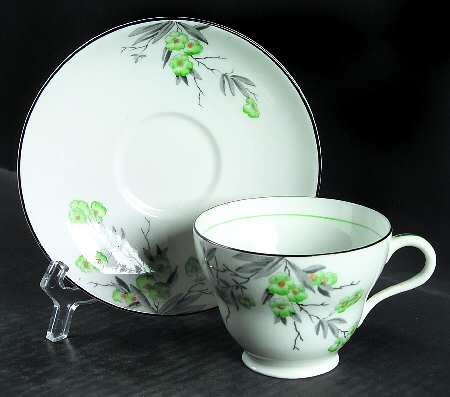 5129 Footed Cup & Saucer Set