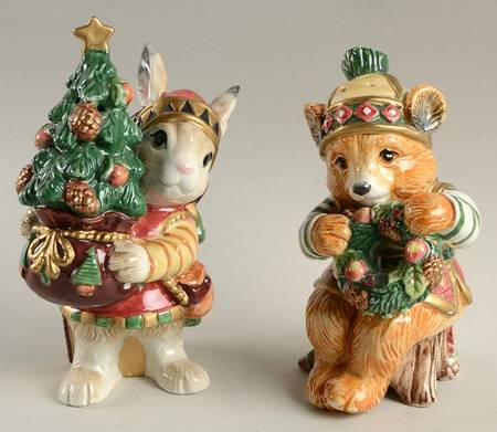 Christmas Lodge Salt & Pepper Set