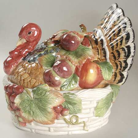 Country Gourmet Round Covered Vegetable