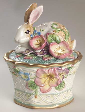 Garden Rhapsody Figural Trinket Box & Lid