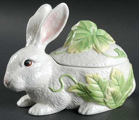 Le Lapin Figural Trinket Box & Lid