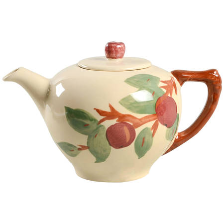 Apple (China,  Apple Backstamp) Teapot & Lid