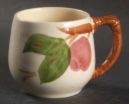 Apple (China,  Apple Backstamp) Mug