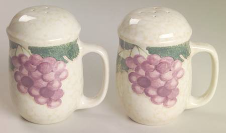 Grape Valley Salt & Pepper Set